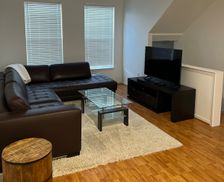 United States Michigan Southfield vacation rental compare prices direct by owner 33921183