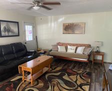 United States Illinois Neoga vacation rental compare prices direct by owner 34103375