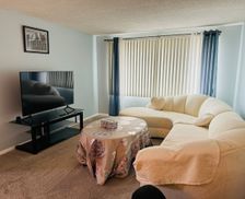 United States New York Cheektowaga vacation rental compare prices direct by owner 32515873