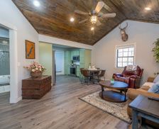 United States Oklahoma Cookson vacation rental compare prices direct by owner 33520020