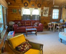 United States Maine Oakland vacation rental compare prices direct by owner 33893377