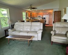 United States Michigan Lake Odessa vacation rental compare prices direct by owner 36156771