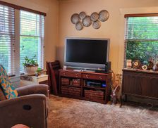 United States Washington Puyallup vacation rental compare prices direct by owner 36130092