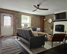 United States Pennsylvania Phoenixville vacation rental compare prices direct by owner 36053085