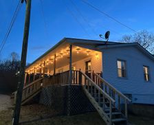 United States Kentucky Flatwoods vacation rental compare prices direct by owner 36621464