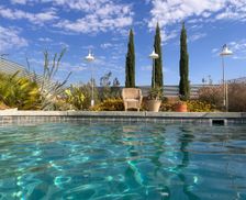 United States California Landers vacation rental compare prices direct by owner 918298