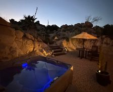 United States California Yucca Valley vacation rental compare prices direct by owner 23656113