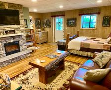 United States North Carolina Brevard vacation rental compare prices direct by owner 249875