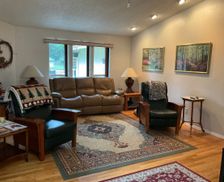 United States Washington Spanaway vacation rental compare prices direct by owner 837167