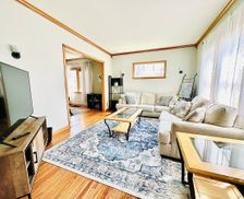 United States Minnesota Saint Paul vacation rental compare prices direct by owner 2539967