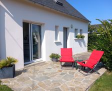 France Bretagne Camaret-sur-Mer vacation rental compare prices direct by owner 6307200