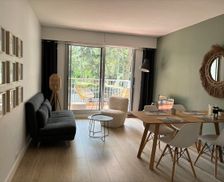 France Pays de la Loire La Baule-Escoublac vacation rental compare prices direct by owner 12068283