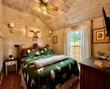 United States New York Old Forge vacation rental compare prices direct by owner 2634138