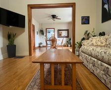 United States Illinois Bloomington vacation rental compare prices direct by owner 25394643