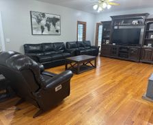 United States Missouri Carthage vacation rental compare prices direct by owner 2791758