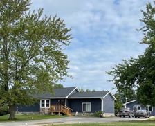 United States Michigan Traverse City vacation rental compare prices direct by owner 34395584