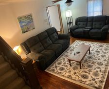 United States Pennsylvania Clairton vacation rental compare prices direct by owner 32342571