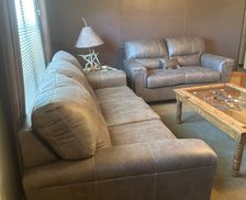 United States Texas Bandera vacation rental compare prices direct by owner 25775738