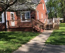 United States Illinois Alton vacation rental compare prices direct by owner 25541437