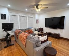 United States New York Albany vacation rental compare prices direct by owner 33533446