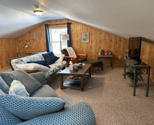 United States New York Gloversville vacation rental compare prices direct by owner 32340071