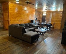 United States Tennessee Cumberland Gap vacation rental compare prices direct by owner 28074198