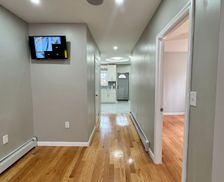 United States New York Queens vacation rental compare prices direct by owner 28457082