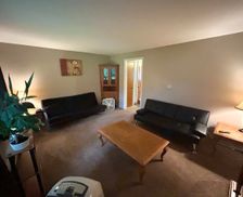 United States New York Spencerport vacation rental compare prices direct by owner 28718625