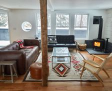 United States New York Livingston Manor vacation rental compare prices direct by owner 28913362