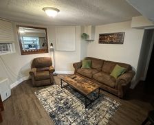 United States New York Syracuse vacation rental compare prices direct by owner 27454569