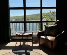 United States New York Greenwood Lake vacation rental compare prices direct by owner 28182293