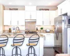 United States California Tustin vacation rental compare prices direct by owner 27584854