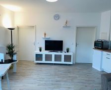 Germany Nordrhein-Westfalen Duisburg vacation rental compare prices direct by owner 12146397