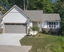 United States Michigan Caledonia vacation rental compare prices direct by owner 32439748