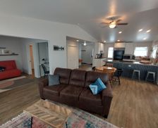 United States Montana Cut Bank vacation rental compare prices direct by owner 28086004