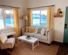 United States Alaska North Pole vacation rental compare prices direct by owner 32624408