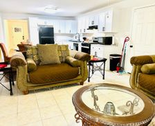 United States Texas Port Arthur vacation rental compare prices direct by owner 33424661