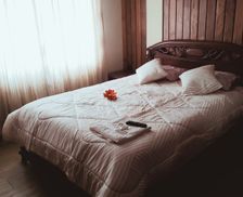 Ecuador Pichincha Cayambe vacation rental compare prices direct by owner 32671024