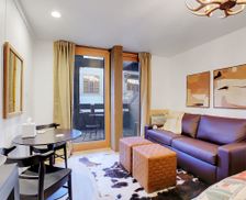 United States California Truckee vacation rental compare prices direct by owner 32826032