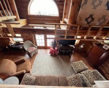 United States Michigan Marquette vacation rental compare prices direct by owner 33050014