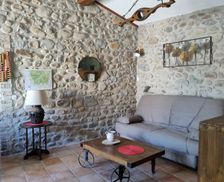 France Auvergne-Rhône-Alpes Vallon-Pont-d'Arc vacation rental compare prices direct by owner 33460807