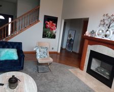 United States Illinois New Lenox vacation rental compare prices direct by owner 33523465