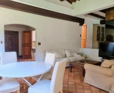 France Provence-Alpes-Côte d'Azur Gardanne vacation rental compare prices direct by owner 33507858