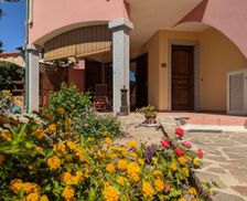 Italy Sardegna Lu Bagnu vacation rental compare prices direct by owner 4963663