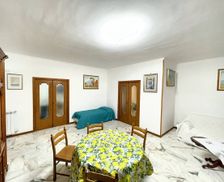 Italy Campania Sant'Agnello vacation rental compare prices direct by owner 33227888