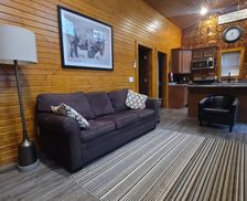 United States Michigan Interlochen vacation rental compare prices direct by owner 1315329