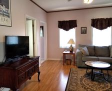 United States Illinois Forest Park vacation rental compare prices direct by owner 2066494