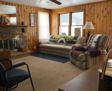 United States Wisconsin Friendship vacation rental compare prices direct by owner 11584036