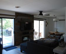 United States California Clearlake Oaks vacation rental compare prices direct by owner 782941