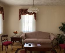 United States Pennsylvania Connellsville vacation rental compare prices direct by owner 495272